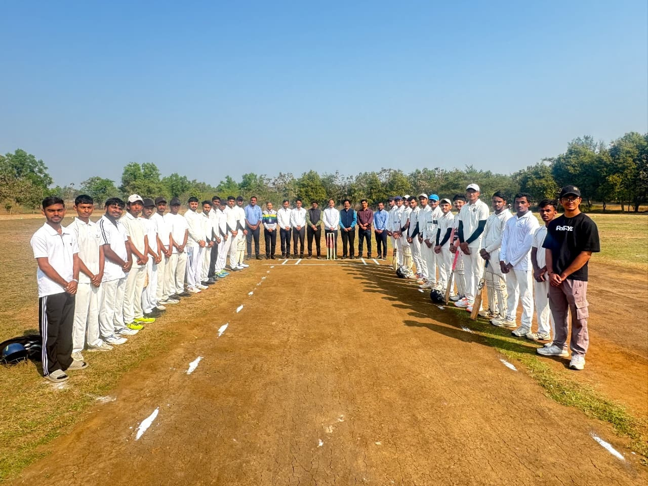 સરીગામ લક્ષ્મી વિદ્યાપીઠમાં જીટીયુ સાઉથ ઝોન ક્રિકેટ ટુર્નામેન્ટનો પ્રારંભ