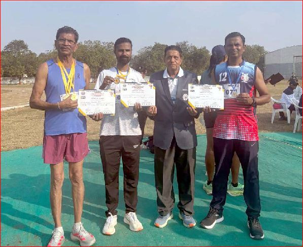 વલસાડ જીલ્લાના ત્રણ ખેલાડીઅો વડોદરાની ઍથ્લેટિકસમાં ઝળકયા