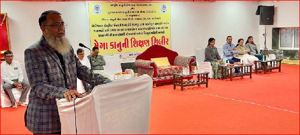 ધરમપુરમાં મેગા લીગલ અવેરનેસ કેમ્પ યોજાયો