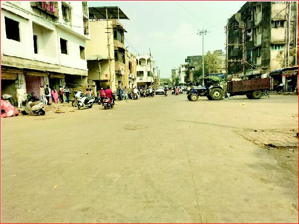 વાપી શાકભાજી માર્કેટનો રસ્તો ખુલ્લો કરતાં સ્થાનિકોને રાહત
