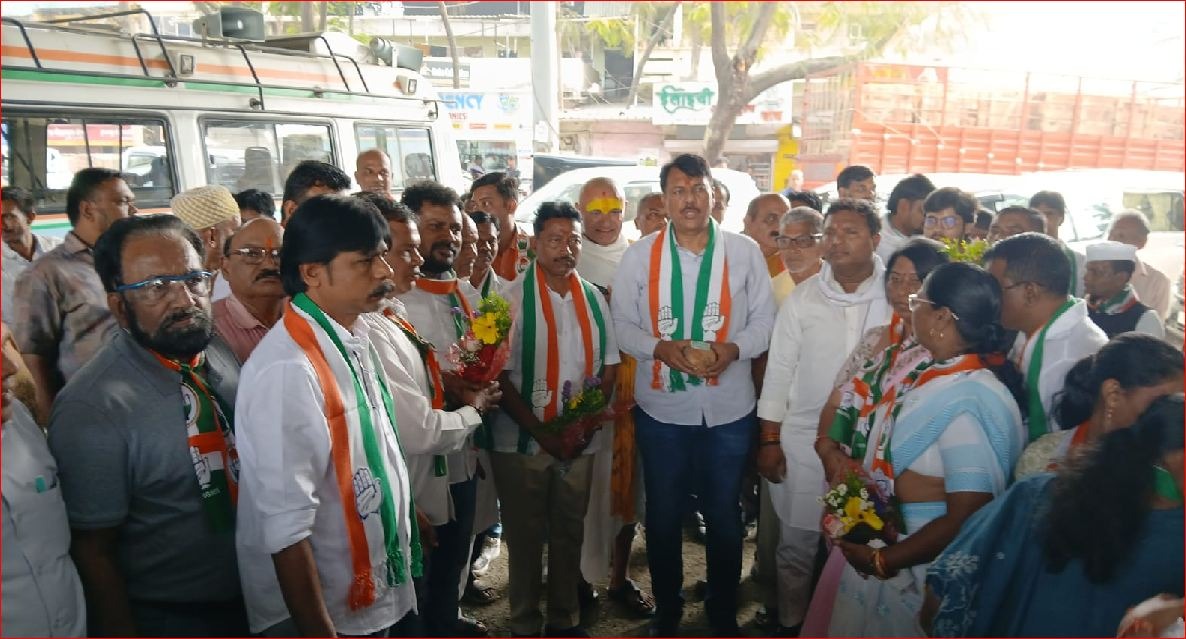 કોîગ્રેસની જનઆક્રોશ યાત્રાનું પારડીમાં સ્વાગત કરાયું