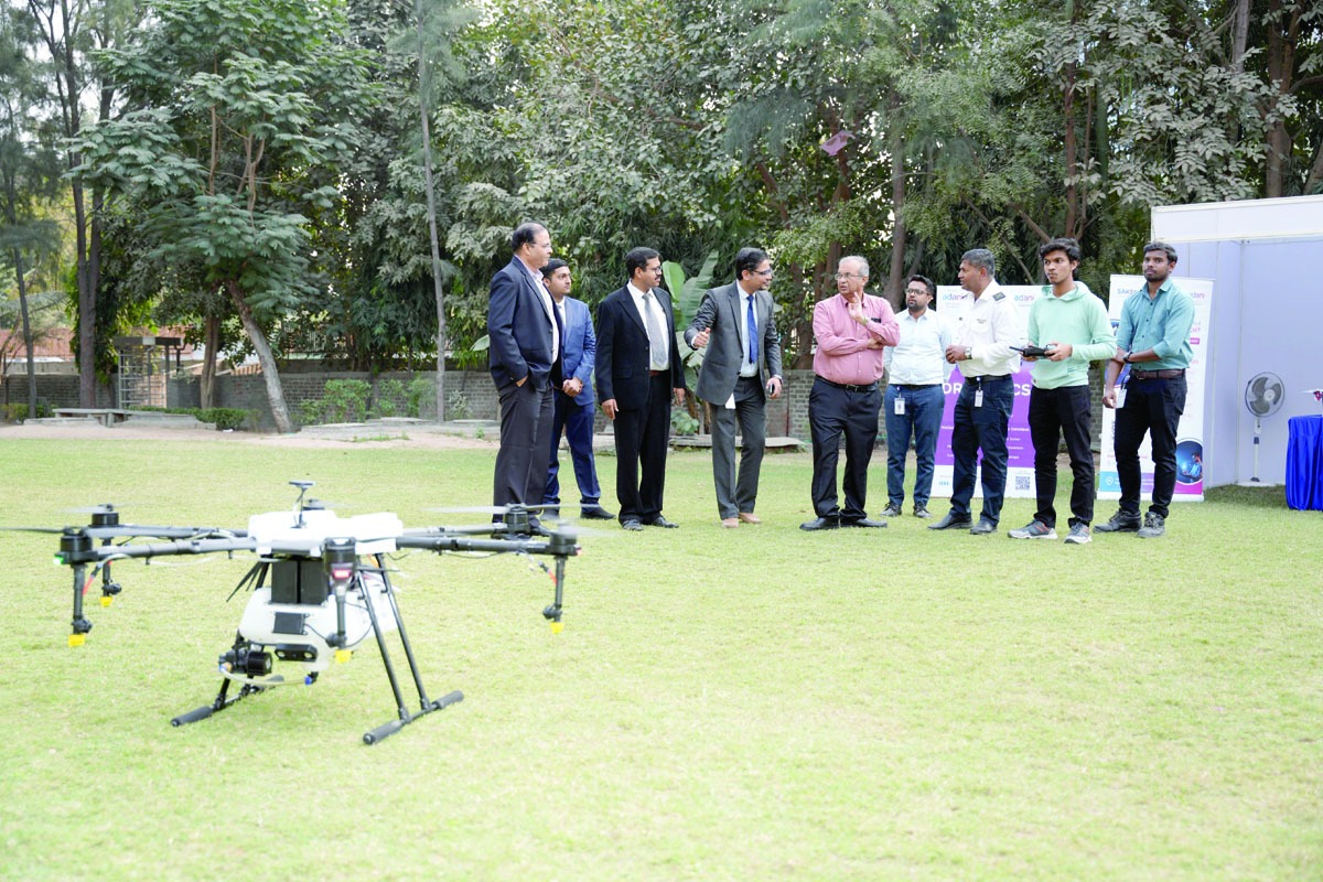 અમદાવાદમાં અદાણી યુનિવર્સિટી દ્વારા ‘નેશનલ ડ્રોબોટિક્સ કોન્ક્લેવ ૨૦૨૬’ યોજાઈ