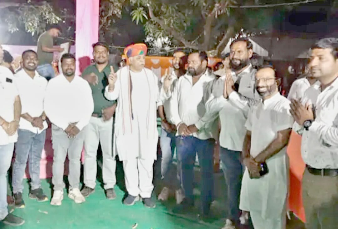 ઉમરગામના નંદી ગામમાં પ્રવિણ તોગડીયાનું સ્વાગત કરાયું