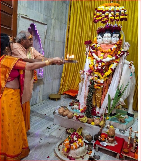 પાથરીમાં શ્રી દત્તાત્રેય મંદિરે ૨૮મા પાટોત્સવમાં ભકતોની ભીડ ઉમટી