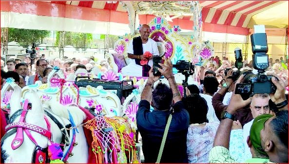 વલસાડમાં શ્રી કચ્છી ભાનુશાલી સમાજની વાડીમાં શ્રીમદ ભાગવત કથા જ્ઞાનયજ્ઞનો પ્રારંભ