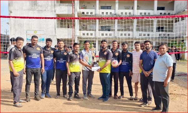 વાંસદાની આશા વિરેન્દ્ર મજમુદાર ઇંગ્લિશ ઍકેડેમી ખાતે વોલીબોલ ટુર્નામેન્ટ યોજાઈ