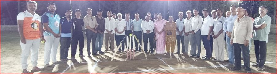 ગણદેવી બંધારા ક્રિકેટ ગ્રાઉન્ડ પર જીઍનપીઍલ મેચનો શુભારંભ