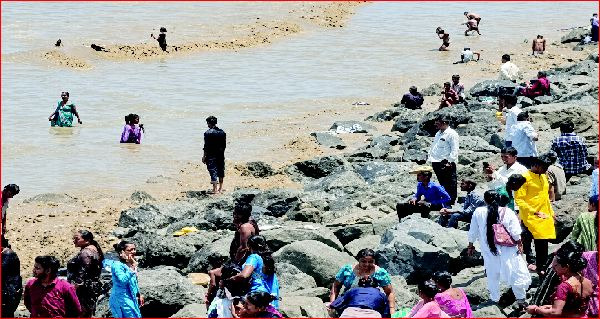 તિથલમાં સોમવતી અમાસે શ્રદ્ધાળુઓ ઉમટયા
