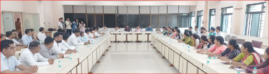 વલસાડ જી.પં.ની વિવિધ સમિતિઅોની રચના કરાઈ