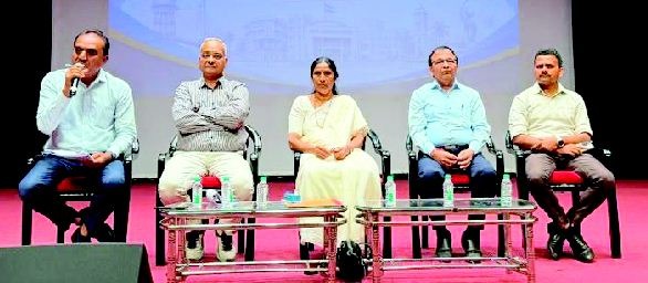 વાપી મનપાની વિવિધ સમિતિઓની રચના