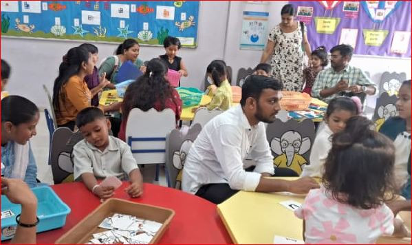 વાપી પોદારમાં ફાઉન્ડેશનલ લિટરસી ઍન્ડ ન્યુમરસી મેળો યોજાયો