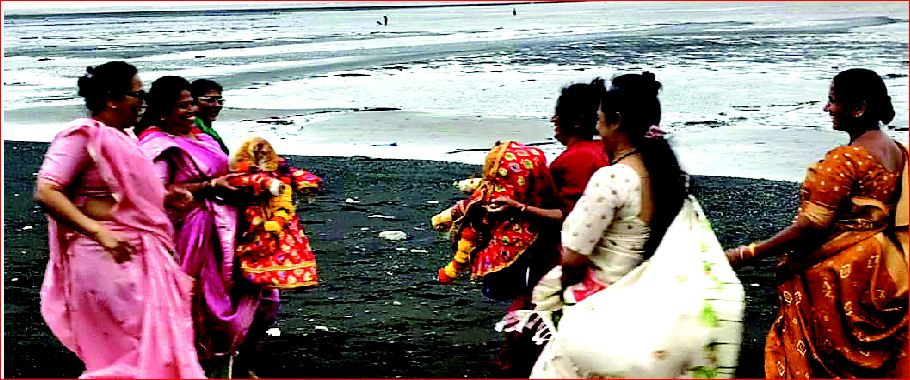 દમણમાં ઢીંગલા-ઢીંગલી વિસર્જન