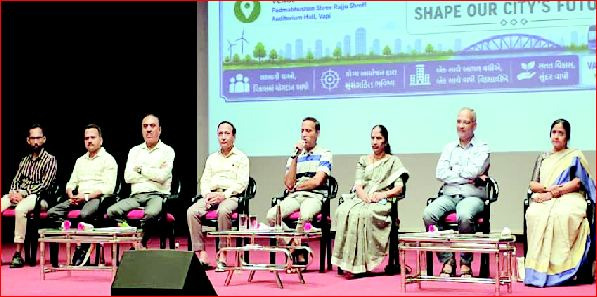વાપીમાં ડેવલપરોને ૪૦,  જમીન ફાળવણી સામે વાંધો