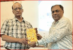 વલસાડની શાહ ઍન.ઍચ. કોલેજમાં અધ્યાપક સજ્જતા કાર્યક્રમ યોજાયો