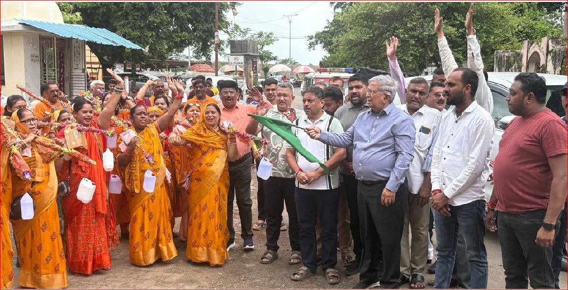 પારડીમાં પ્રથમવાર કાવડયાત્રા યોજાઈ