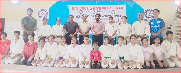 વલસાડમાં થાંગ-તા માર્શલ આર્ટના ઍડવાન્સ ટ્રેનિંગ કેમ્પ યોજાયો