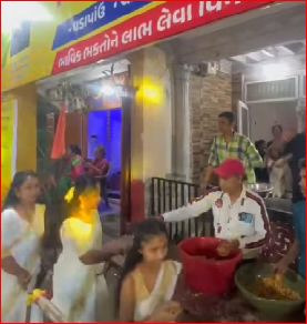 વલસાડમાં સંજય શાહ પરિવાર દ્વારા અલ્પાહાર સેવા કેમ્પ યોજાયો